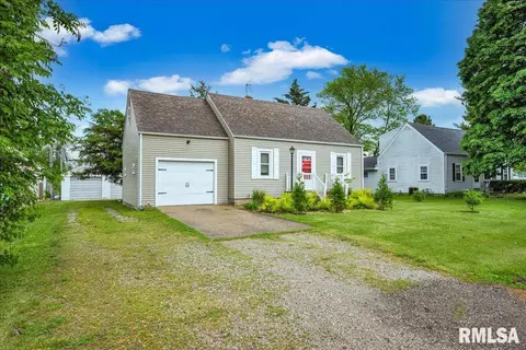 310 N 5th St, Dunlap, IL 61525 photo 3