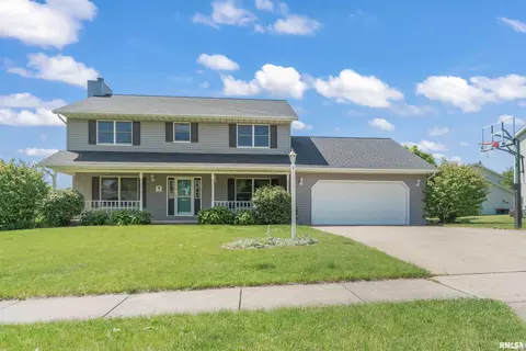 904 Dogwood Dr, Washington, IL 61571
