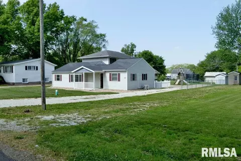 513 Bayview Dr, East Peoria, IL 61611