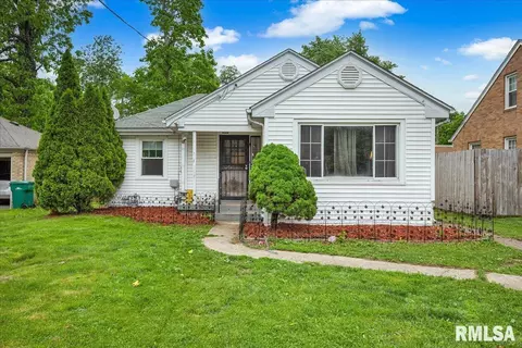 122 N Sterling Ave, West Peoria, IL 61604