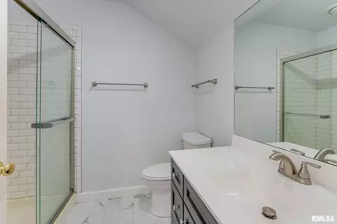 Bath - 100 W Windflower Way, Dunlap, IL 61525 photo 6 of 9