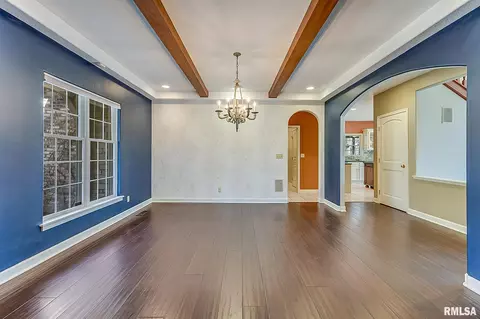 Living - 100 W Windflower Way, Dunlap, IL 61525 photo 1 of 11