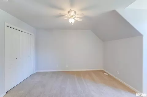 Bedroom - 100 W Windflower Way, Dunlap, IL 61525 photo 10 of 15