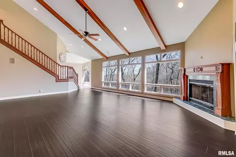 Living - 100 W Windflower Way, Dunlap, IL 61525 photo 3 of 11