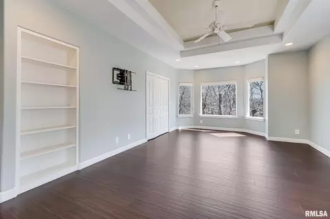 Bedroom - 100 W Windflower Way, Dunlap, IL 61525 photo 3 of 15