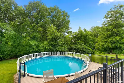 Exterior - 7708 W Thorngate Dr, Mapleton, IL 61547 photo 11 of 17