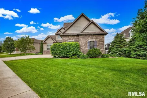 Exterior - 1210 Norma Dr, Bloomington, IL 61704 photo 4 of 9