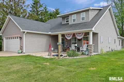 212 W Ash St, Dunlap, IL 61525