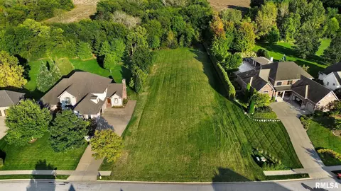 2247 W Augusta Dr, Dunlap, IL 61525 photo 5