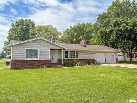 519 N Hushaw Ave, Chillicothe, IL 61523