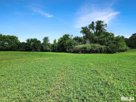 812 N Greengold Rd, Hanna City, IL 61536