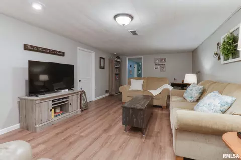 801 Spear Dr, Normal, IL 61761 photo 24