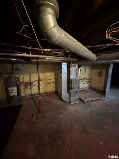 Other - 60 E Ash St, Canton, IL 61520 photo 8 of 14