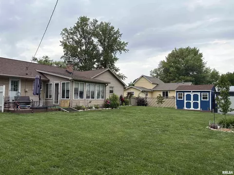 508 Oak St, Delavan, IL 61734 photo 32