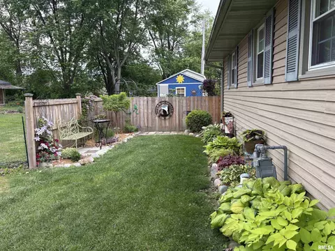 508 Oak St, Delavan, IL 61734 photo 36