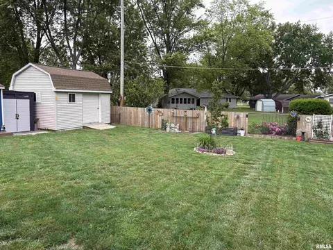 508 Oak St, Delavan, IL 61734 photo 21