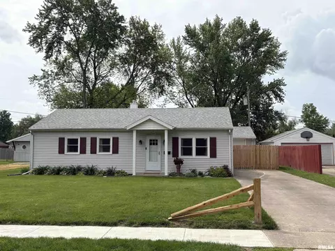 606 Lasalle Blvd, Marquette Heights, IL 61554