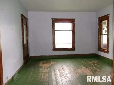 Other - 896 E Chestnut St, Canton, IL 61520 photo 2 of 7