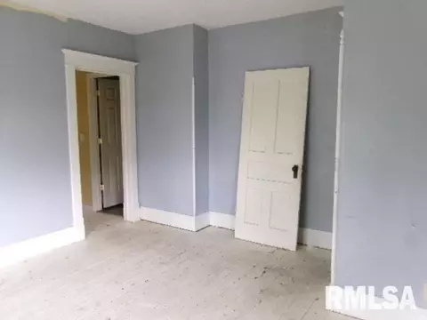 Bedroom - 896 E Chestnut St, Canton, IL 61520 photo 10 of 10