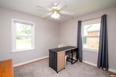 Bedroom - 116 Sunset Ln, Germantown Hills, IL 61548 photo 5 of 6