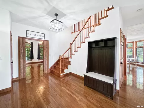 206 Windsor Dr, Germantown Hills, IL 61548 photo 3