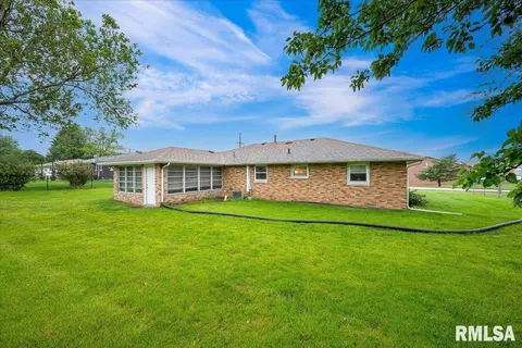 2449 Centennial Dr, Washington, IL 61571 photo 18