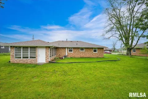 2449 Centennial Dr, Washington, IL 61571 photo 17