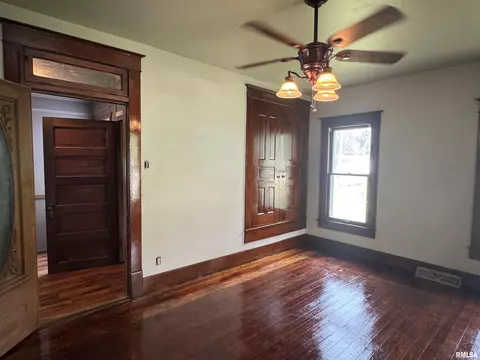 106 Walnut St, Avon, IL 61415 photo 16