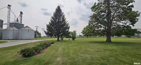106 Walnut St, Avon, IL 61415 photo 34