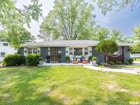 2605 S Tiara Strip, Bartonville, IL 61607