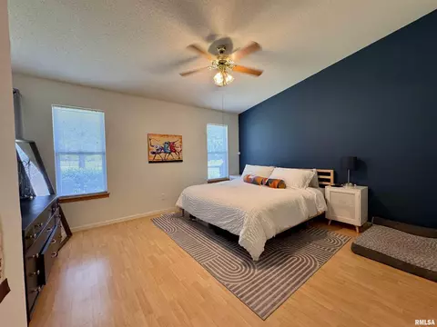 1041 Hawthorn Rdg, Macomb, IL 61455 photo 19