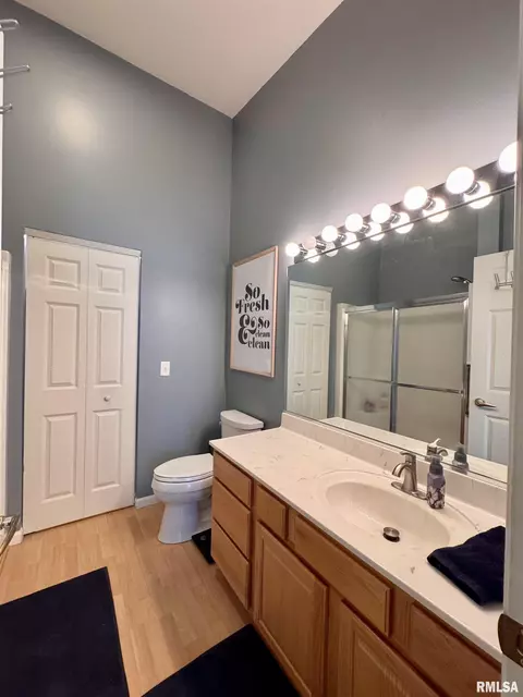 1041 Hawthorn Rdg, Macomb, IL 61455 photo 21
