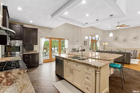 Kitchen - 7412 W Pfeiffer Rd, Mapleton, IL 61547 photo 3 of 6