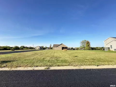 100 Sable Ln, Washington, IL 61571 photo 1
