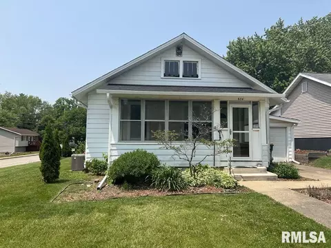 836 S Johnson St, Macomb, IL 61455