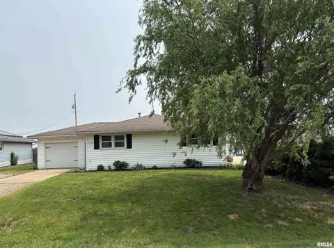 114 Bryant St, Morton, IL 61550