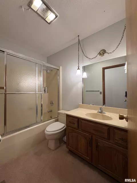 1905 S Madison St, Macomb, IL 61455 photo 19