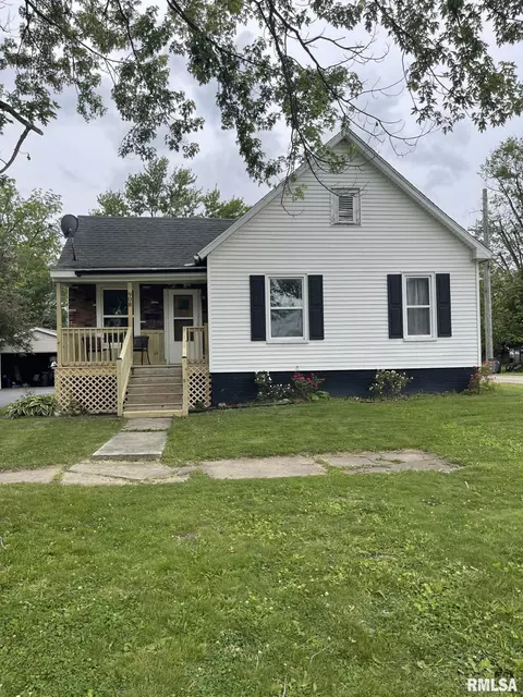 908 S 2nd Ave, Canton, IL 61520