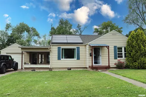 1201 E Tripp Ave, Peoria, IL 61603