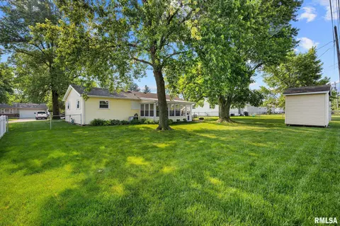 317 Circle Dr, Morton, IL 61550 photo 13