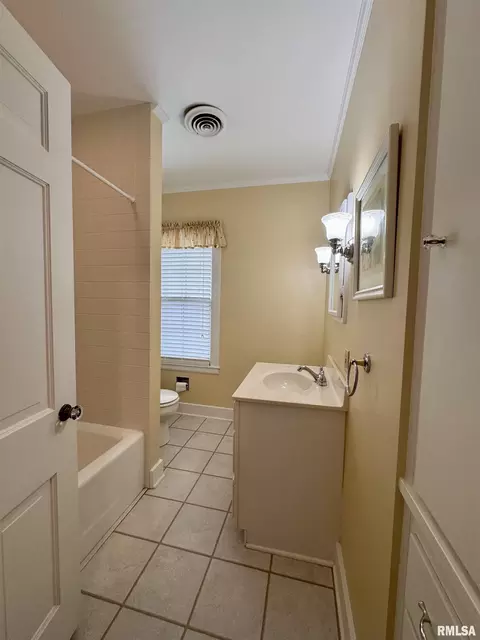 360 N Normal St, Macomb, IL 61455 photo 25