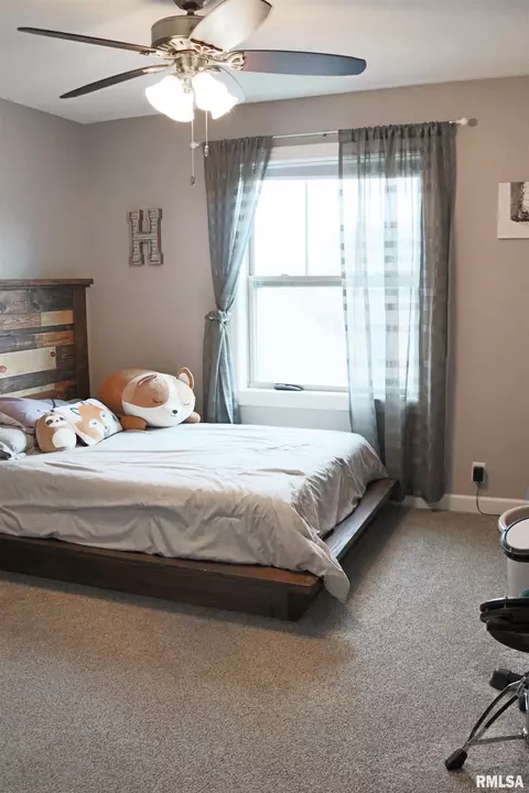 Bedroom - 1709 Rustic Oak Dr, Washington, IL 61571 photo 10 of 12