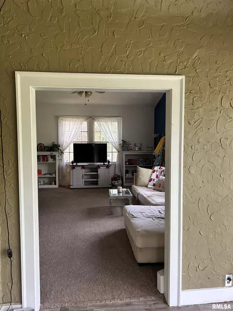 Living - 132 Chandler Blvd, Macomb, IL 61455 photo 1 of 2