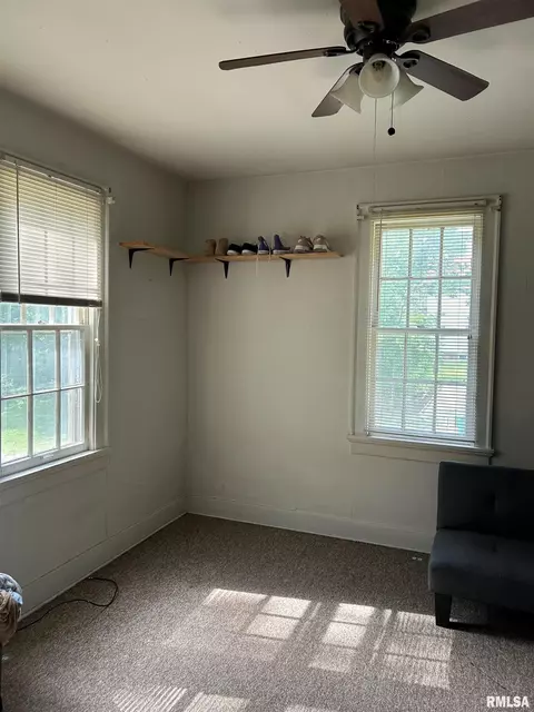 Bedroom - 132 Chandler Blvd, Macomb, IL 61455 photo 3 of 5