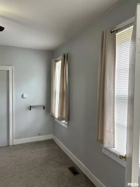 Bedroom - 132 Chandler Blvd, Macomb, IL 61455 photo 1 of 5