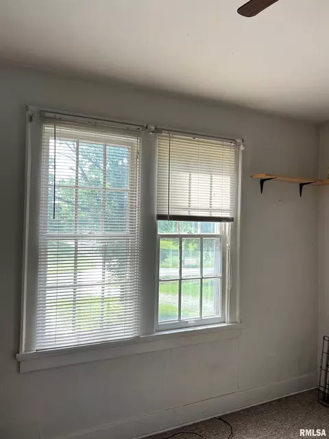 Bedroom - 132 Chandler Blvd, Macomb, IL 61455 photo 5 of 5