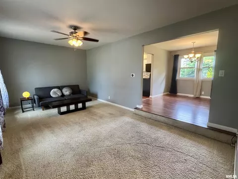 Living - 1601 Riverview Dr, Macomb, IL 61455 photo 1 of 3