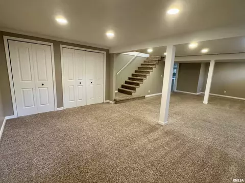 Other - 1601 Riverview Dr, Macomb, IL 61455 photo 2 of 5