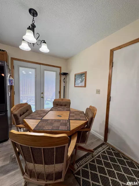 1612 Joyce Ln, Macomb, IL 61455 photo 12