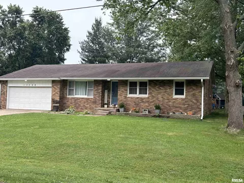 13358 Laurel St, Manito, IL 61546